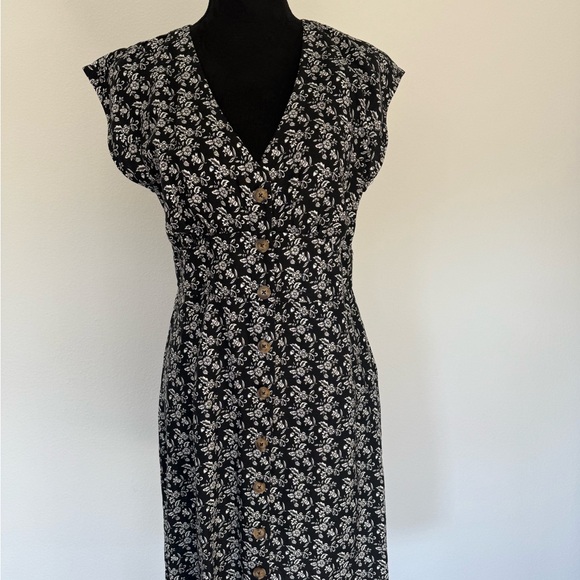 LOFT Black Floral button Down Dress. Linked 36” Bust 38”, waist 30 inches - Picture 2 of 5